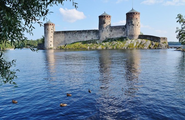 Финляндия: крепость Олавенлинна