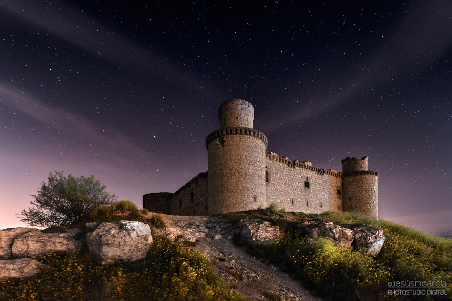 Замок Барсьенсе в Испании