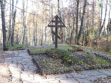Таруса (Калужская область): Достопримечательность Старое городское кладбище