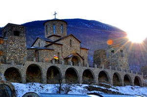 Свято-Успенский монастырь - православный мужской монастырь, который находится в Алагирском районе