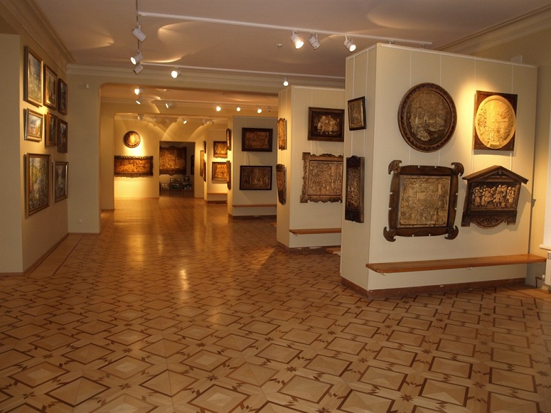 Выставочный центр Кронида Гоголева внутри