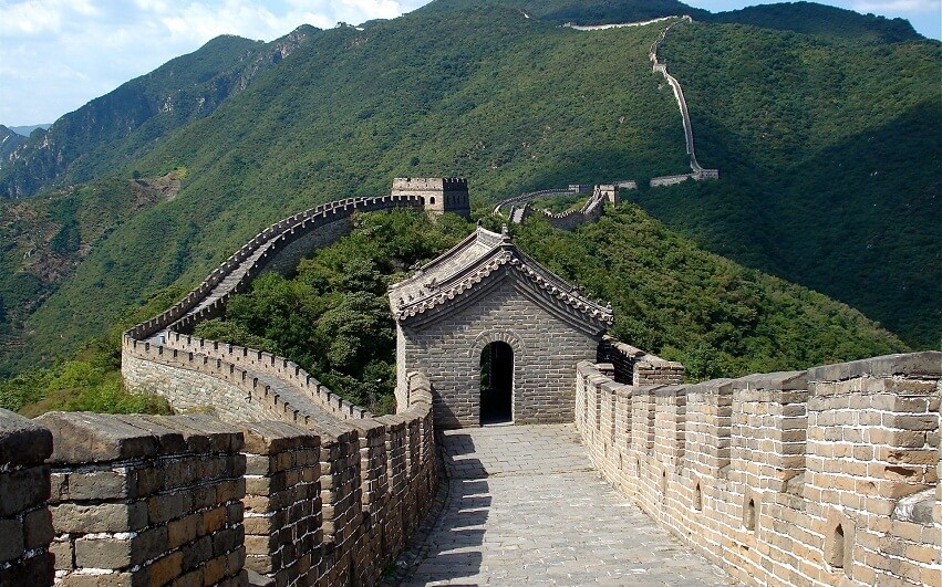 Длинная стена в Китае