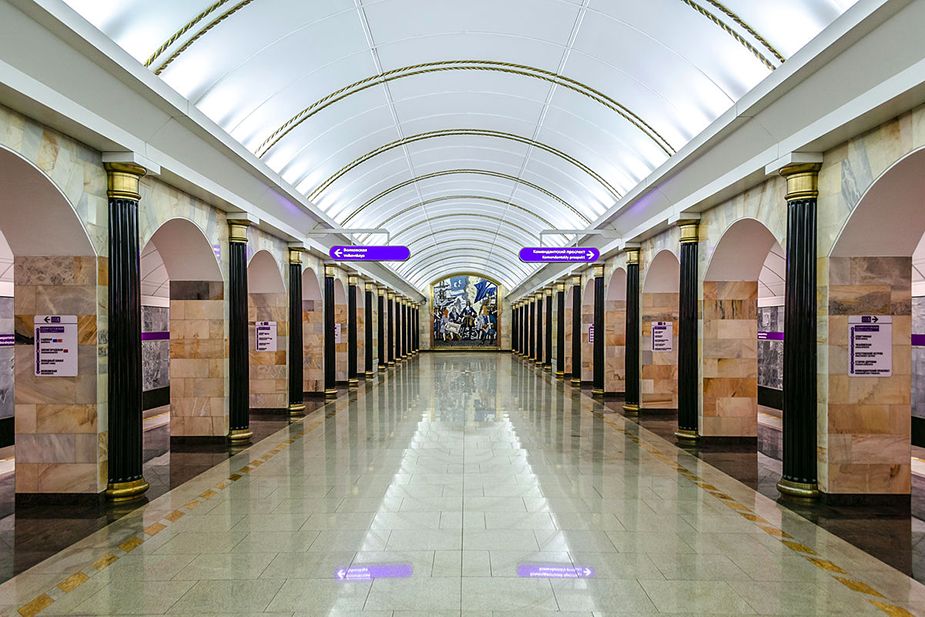Станция метро «Адмиралтейская» в Санкт-Петербурге