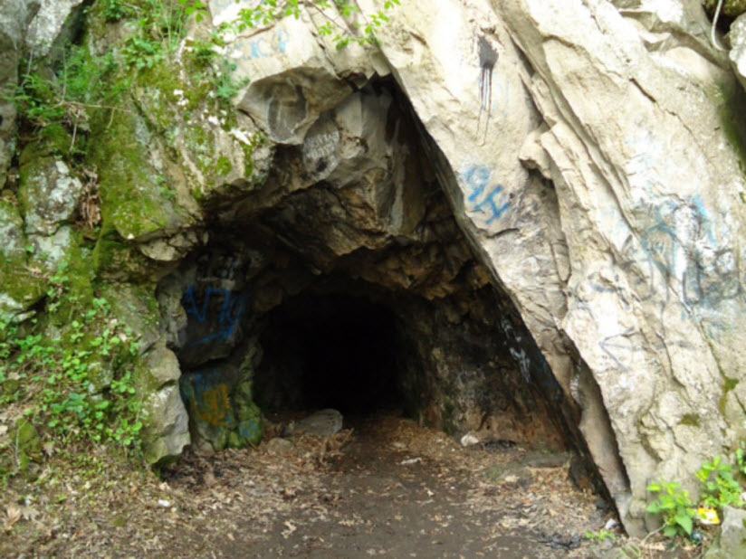 Селитряная пещера