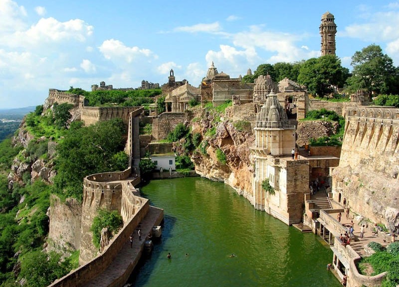 Читторгарх, крупнейшая крепость Индии